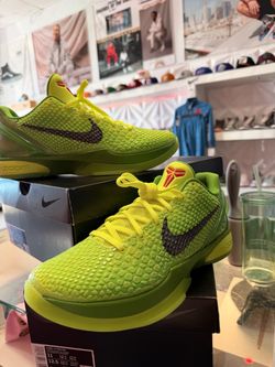 Nike Kobe VI Protro Grinch Sneakers