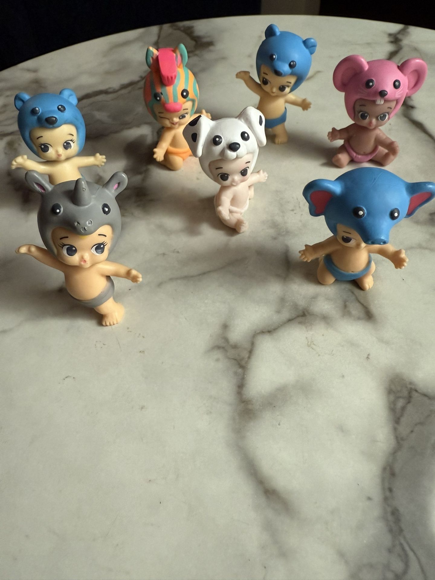 Lot of 7 Moose Toys Twozies mini baby figurines Dolls