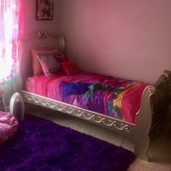 Disney Princess  Bed 