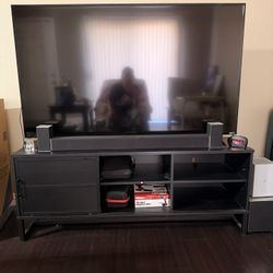 Vizio Tv  60 Inches & Tv Stand