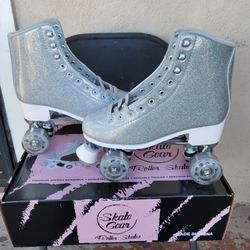 ROLLER SKATE OUTDOOR SIZE 6 AND 9