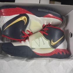 Nike Kyrie VI Men's Size 12.5