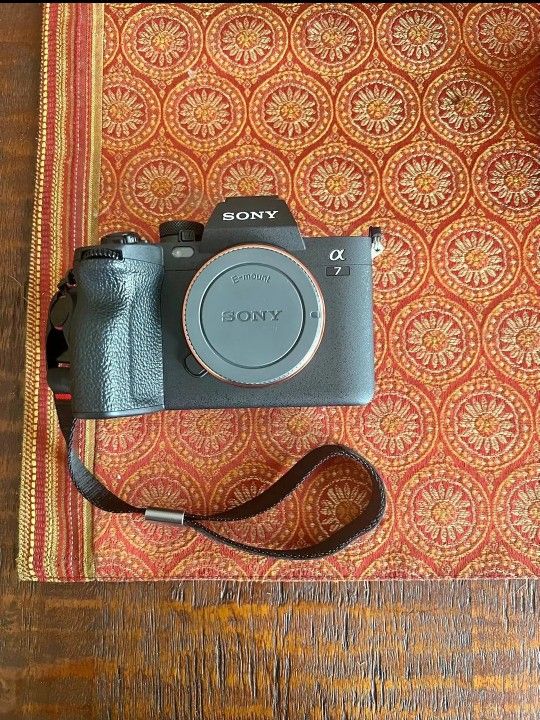 Sony A7iv + Gear