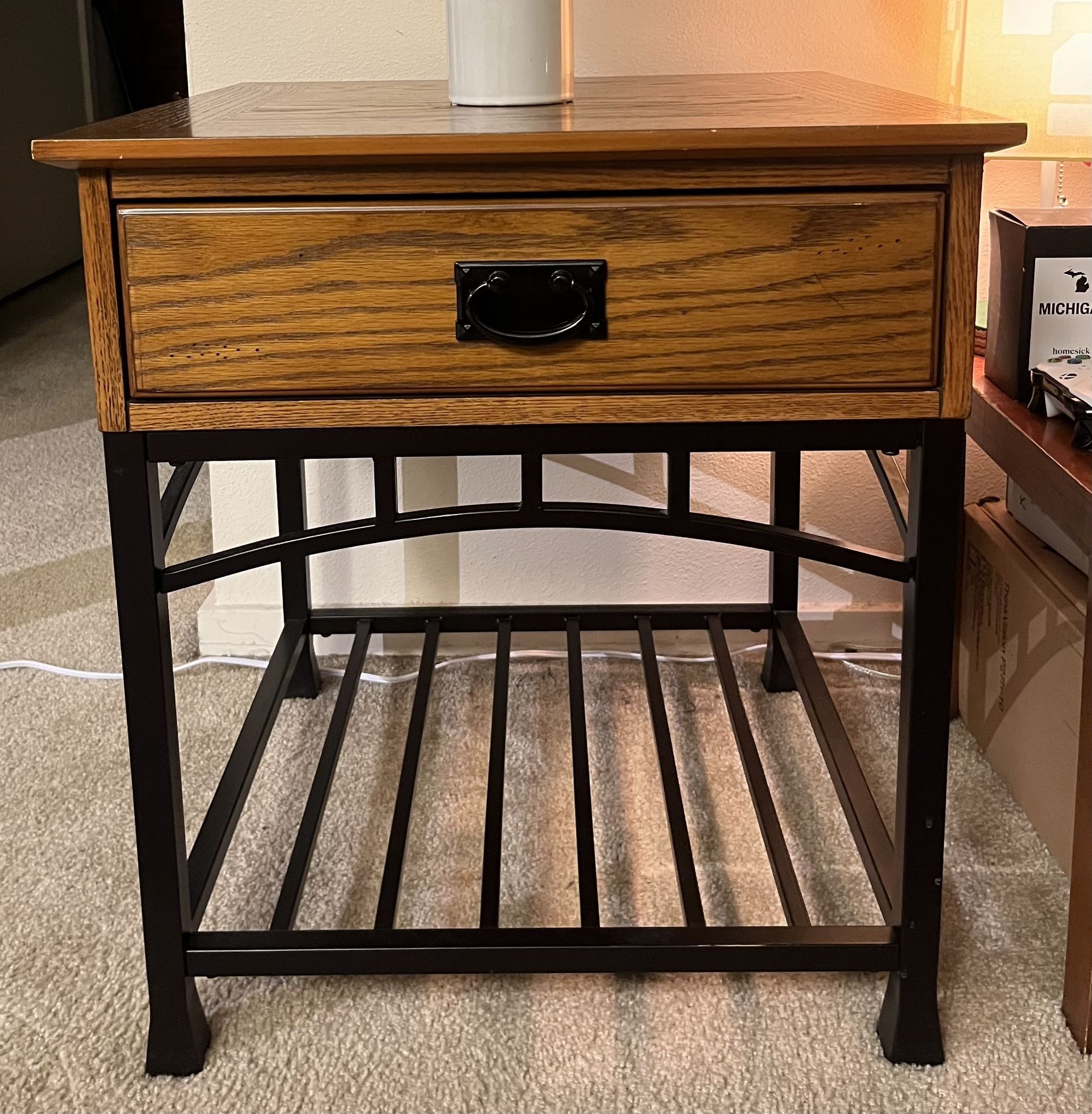 End table