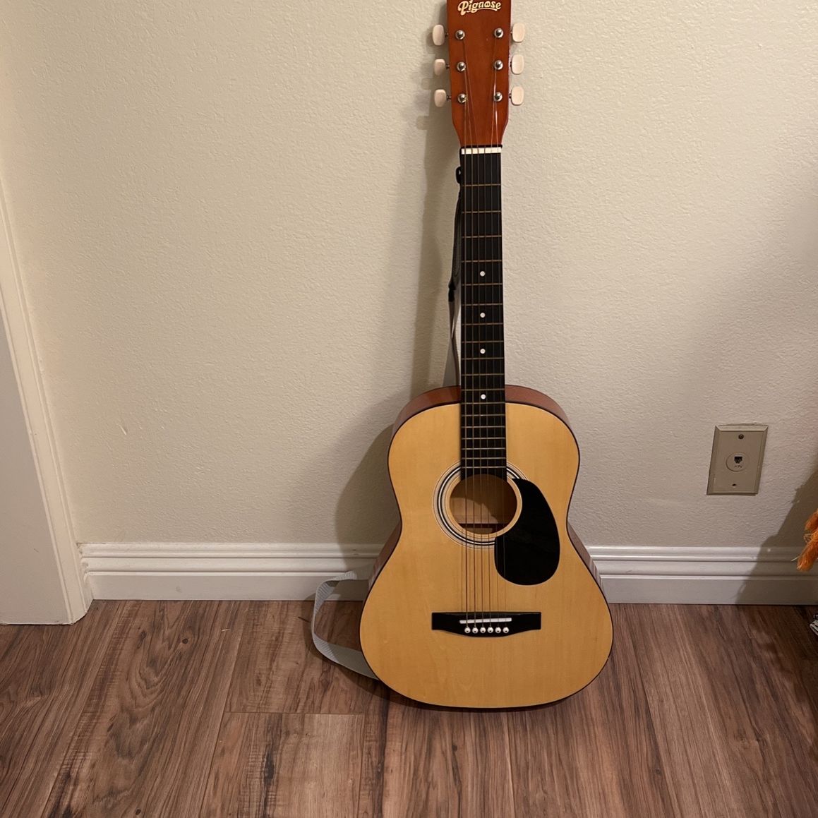 Pig Nose Acoustic Guitar for Sale in Costa Mesa CA OfferUp