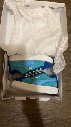Puma sneakers