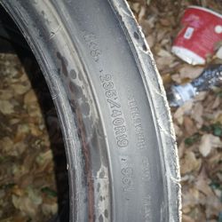 Llanta  235/ 40 R19 Goodyear 