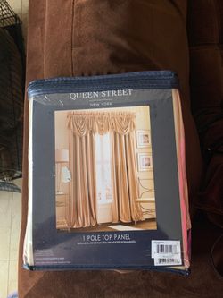 Queen Street 1 Pole top panel curtains.Brand new they cost $90 my lost at $25 each new.I have two sets.