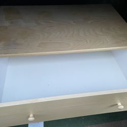 Dresser (4 Drawer)