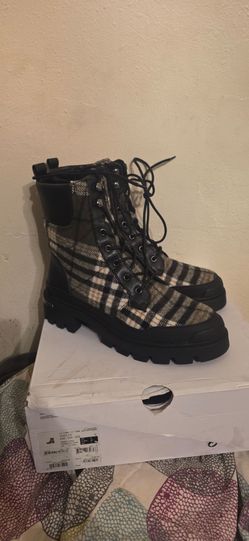 Womens Aldo Combat Boot Size 9