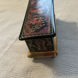 1991 Made With Porcelain It Is A Russian Tiny Music Box In Perfect Condition