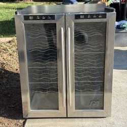 Dual climate zone Wine chiller 