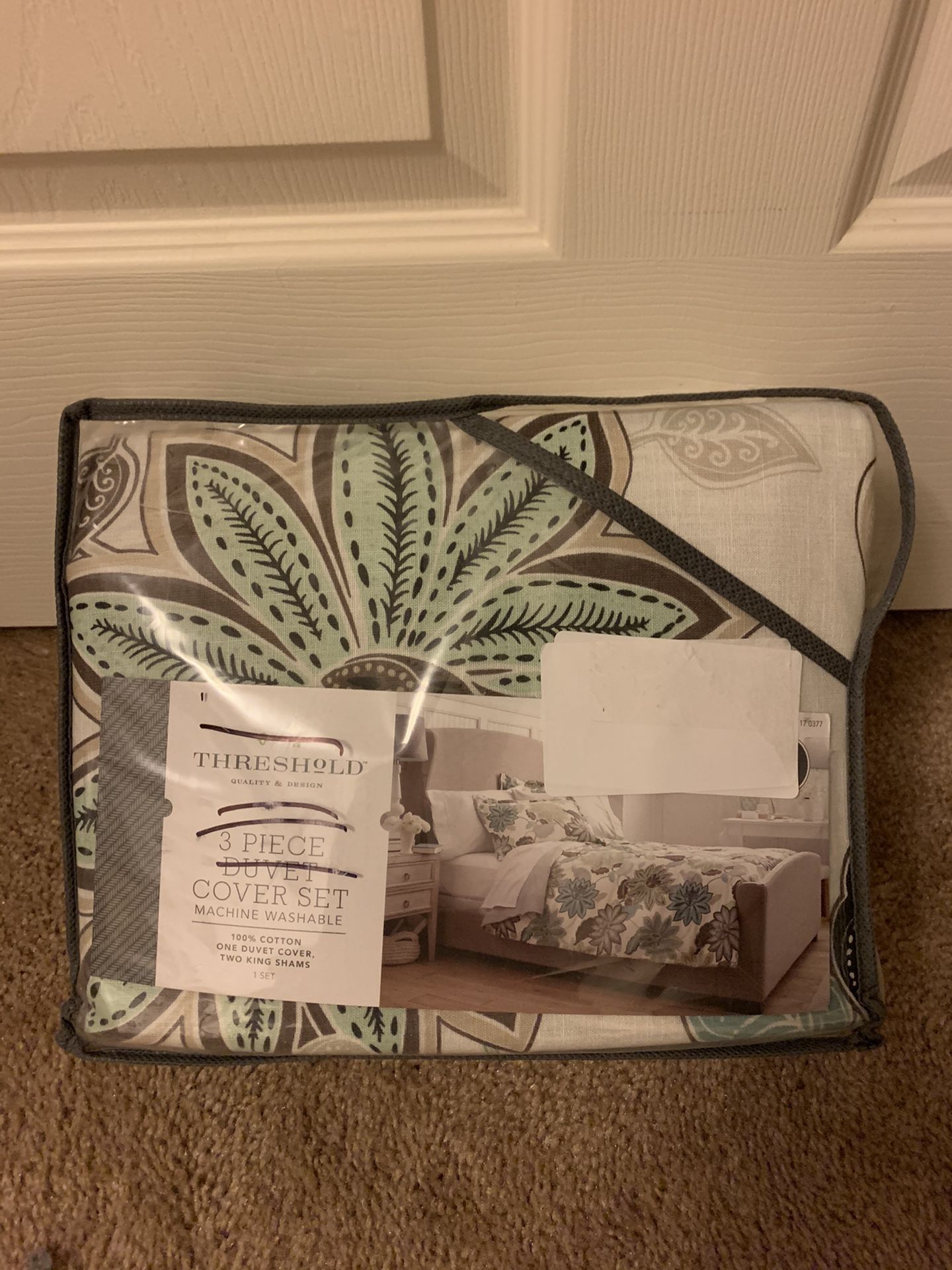 Duvet cover set