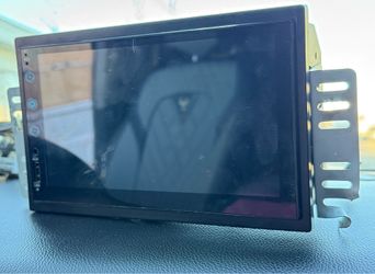 Bluetooth touchscreen stereo