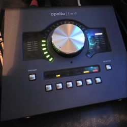  Apollo Twin MKII Duo audio interface 