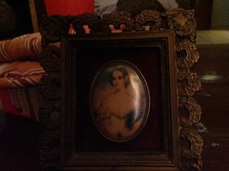 Vintage Cameo picture