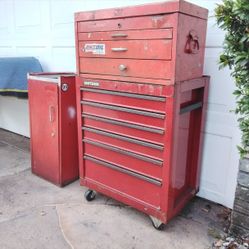 3 Peice Tool Box Drawer Set  x1 Cabinet  x1 Craftsman Rolling Chest x1 Portable Top Box Lockbox 👍  Sold As A Set Only - No Deliveries 