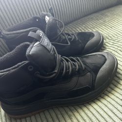 Men’s Vans Boots 9.5