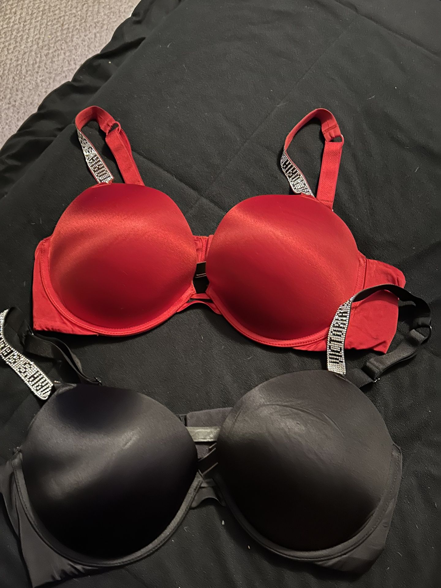 Victoria Secret Push Up Bra Size 40C for Sale in Fontana, CA - OfferUp