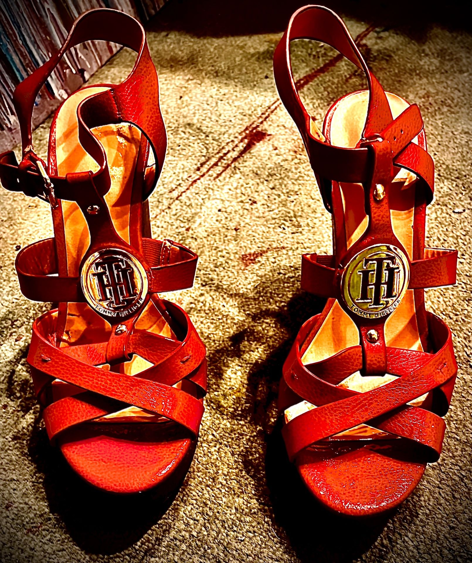 Tommy Hilfiger Red Leather And Gold Wedges Sz 81/2 Brand New $40