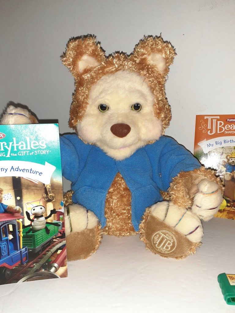 T.J. Bearytales Animated Plush Bear
Hasbro,Playskool