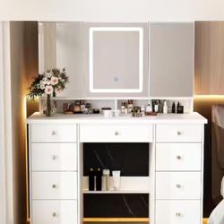 White vanity desk