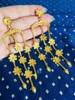Gold plated Indian party wear earrings