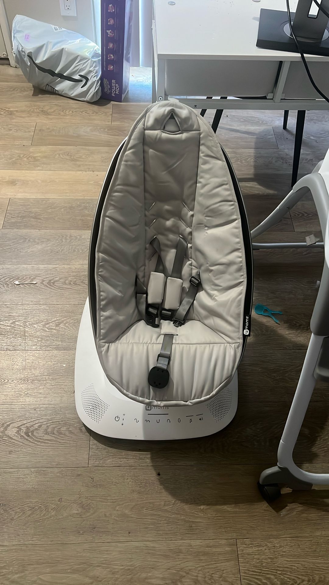 4 Moms MamaRoo Motion Baby Swing Grey