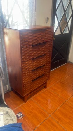 Elara 5 drawer dresser