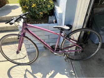 Specialized Sirrus Hybrid Bike – Excellent Commuter/Fitness Bike