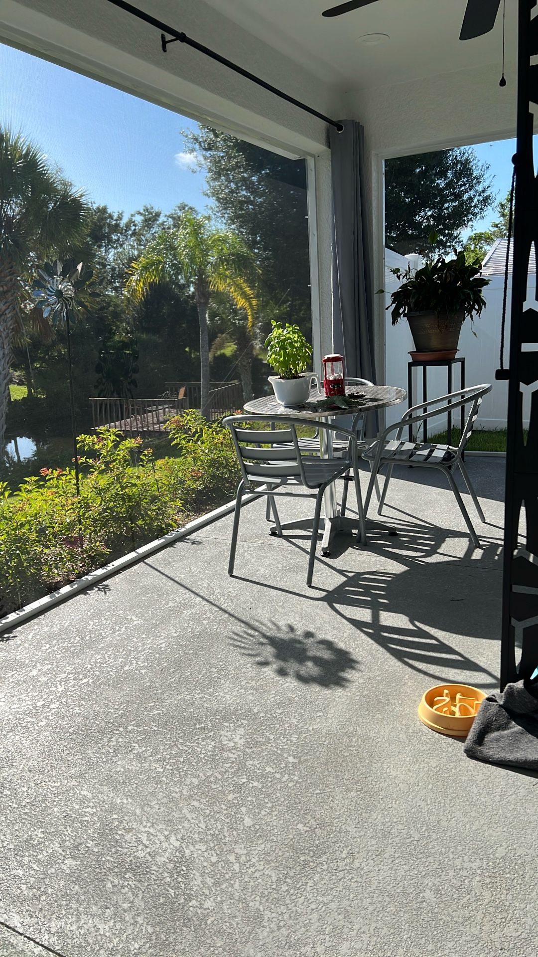 Table With 3 Chairs