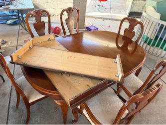 Kitchen table