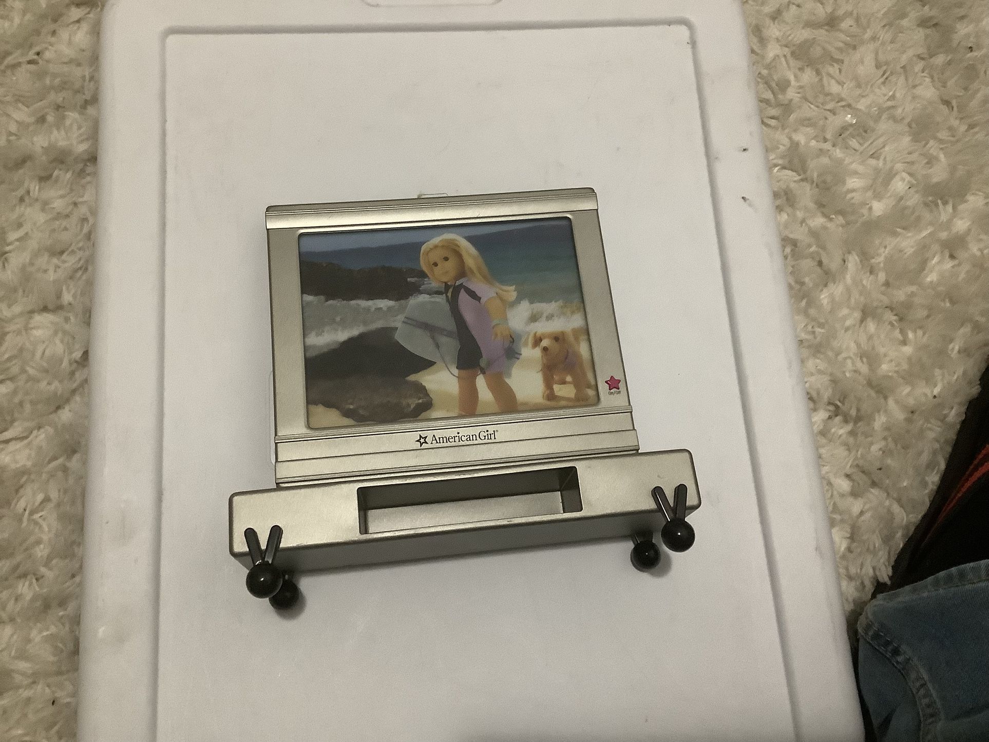 AMERICAN GIRL-tv ENTERTAINMENT Center -2007-Incomplete UNTESTED