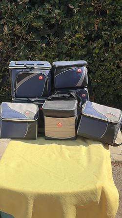 IGLOO INSULATED BAGS