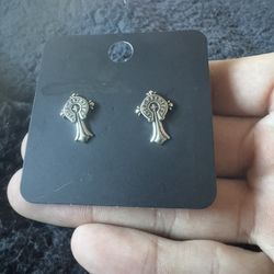 Silver Chrome Heart Eating 