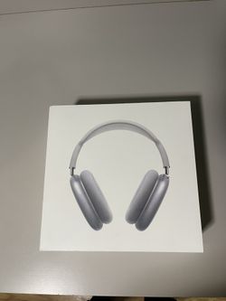 AirPods Max (With Charger)