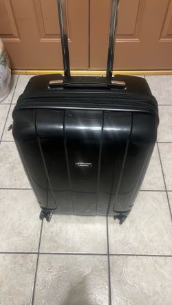 24 inches check in Ricardo luggage