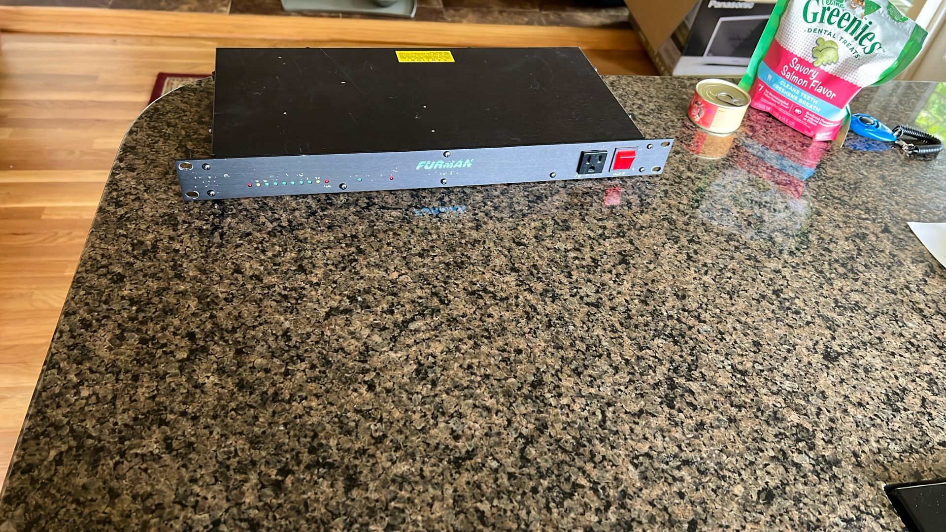 Furman AR 1215 Power Conditioner