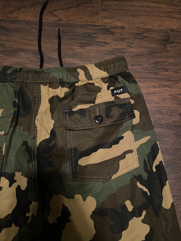 HUF Mens Woodland Camo Fleece Pants