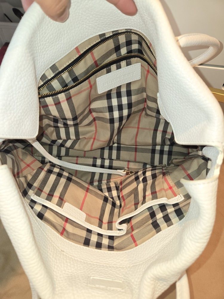 Burberry Bag Like New