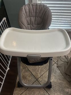 Graco High Chair (gray)
