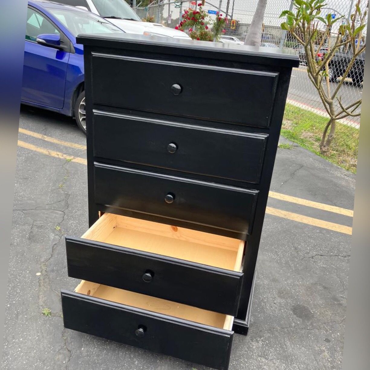 Dresser