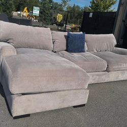 Sectional Couch 