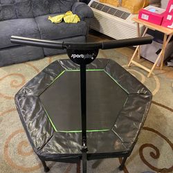 Rebounder trampoline