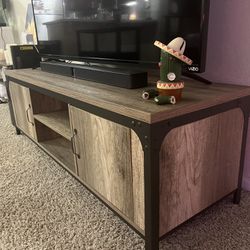 TV Console / Stand 