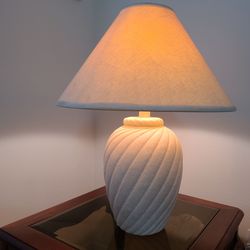 Table lamp