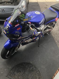 2001 Yamaha R6