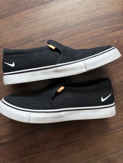 Nike Court Royale size 8 women’s