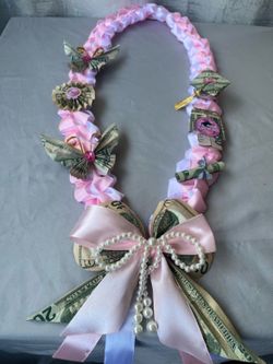 Graduation leis
