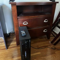 Yamaha Integrated 5.1 Surround Sound Receiver And Speaker